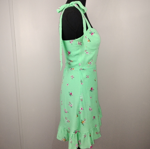 NWT WAYF Wrap Front Tie Strap Mini Dress in Mint Ditsy Sz. XS - Picture 10 of 13
